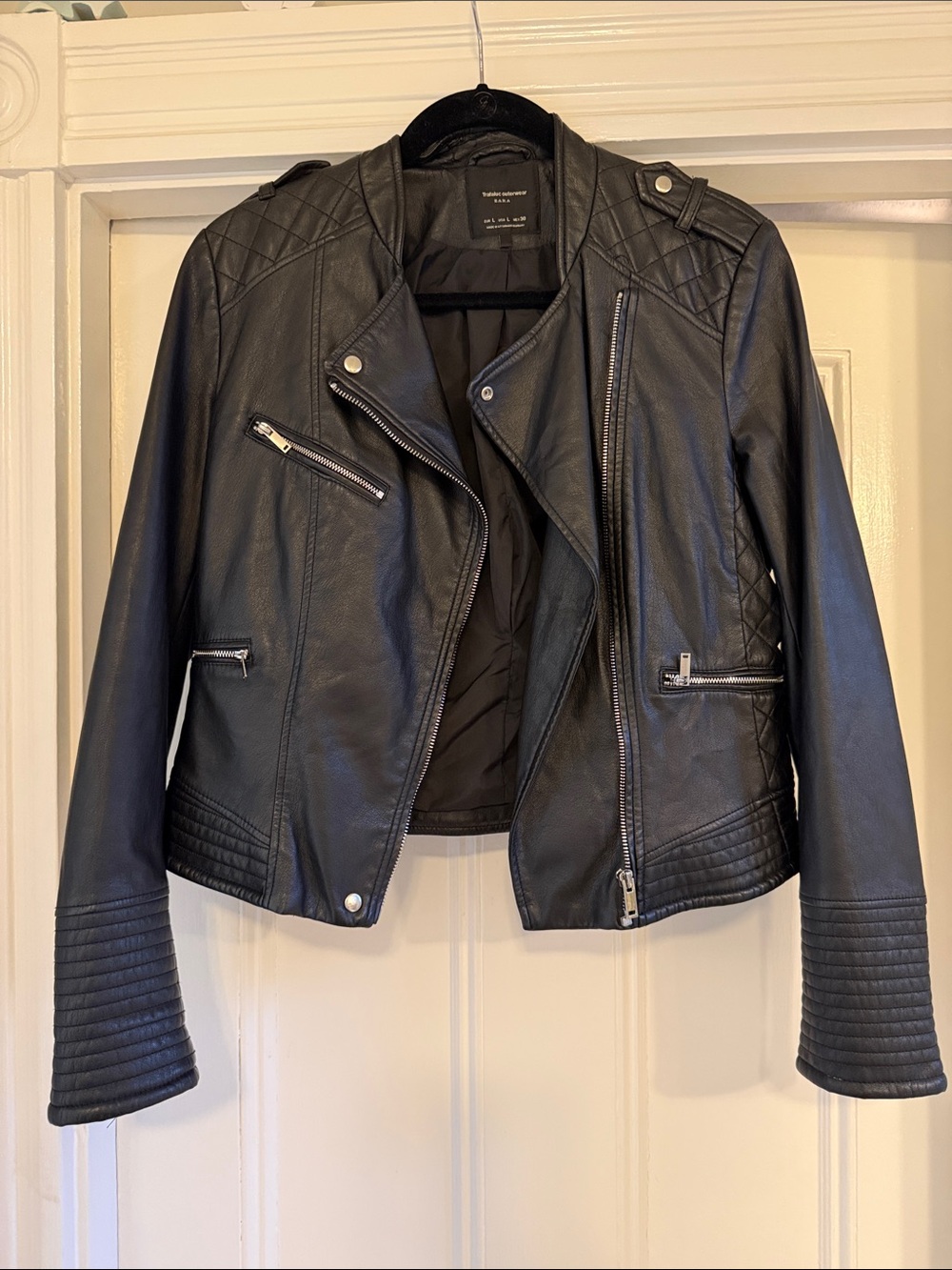 Zara Women Faux Leather Black Moto Jacket size large